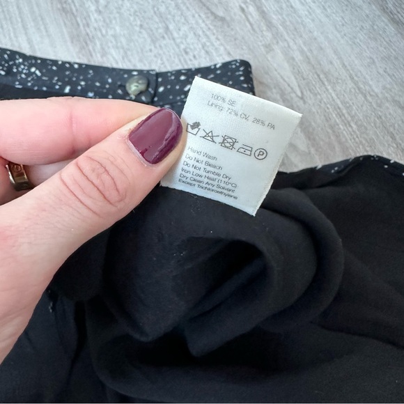 Nanushka Silk Wrap Set - Splatter Design - Picture 13 of 14